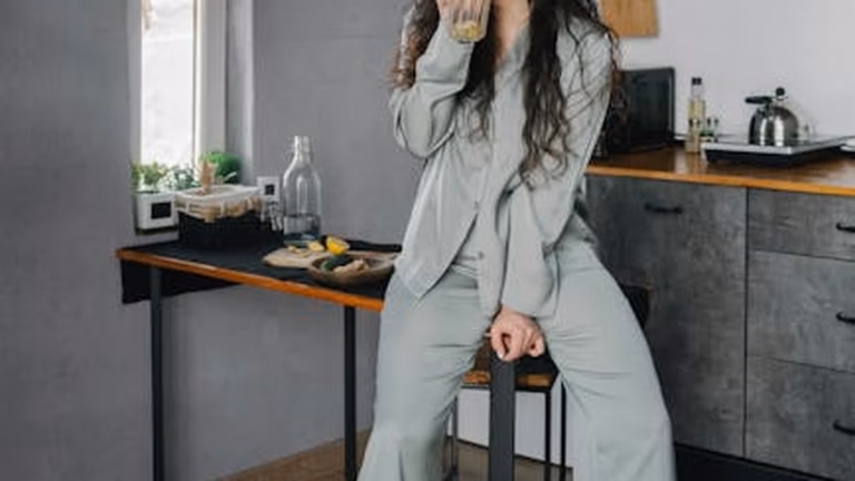 Fall Asleep Faster: Mastering the Art of the Autumn Evening Routine - Health and wellness