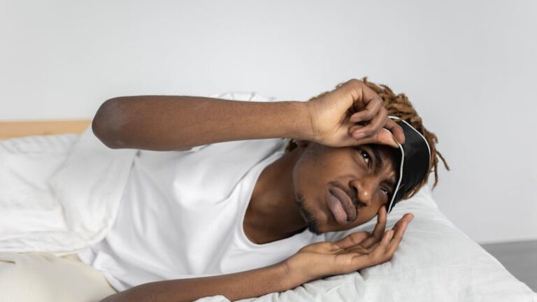 Fall Asleep Faster: Optimizing Your Sleep Schedule for Daylight Saving Time's Impact - Health and wellness