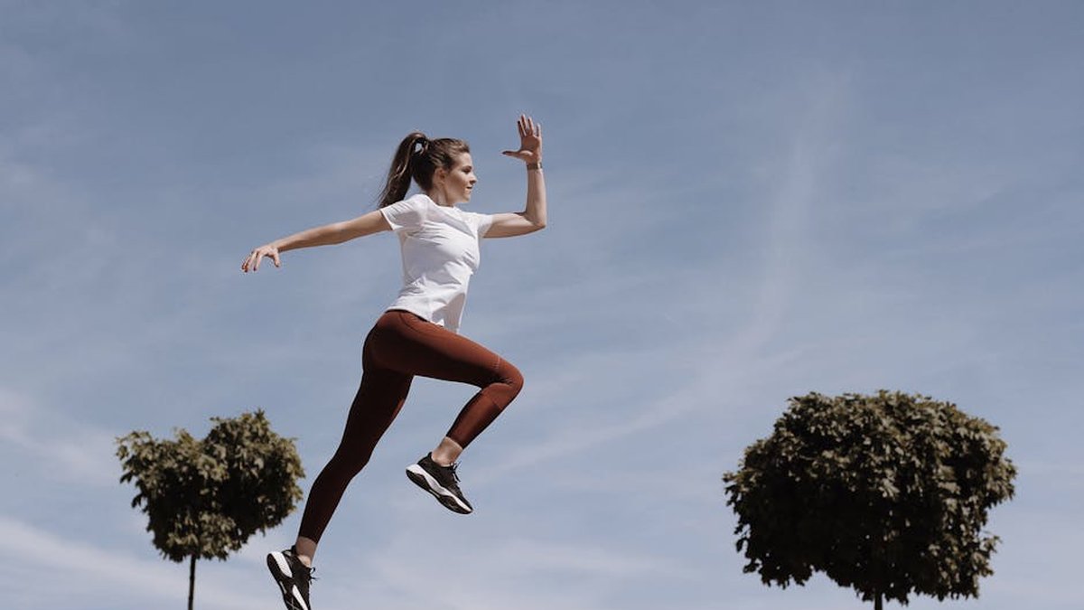 Fall HIIT: 30-Minute Outdoor Workouts to Burn Calories and Boost Your Mood - Health and wellness