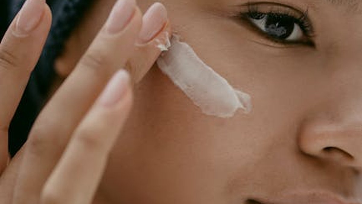 Fall Skin Care: Protecting Your Skin from Dryness & Environmental Damage - Health and wellness