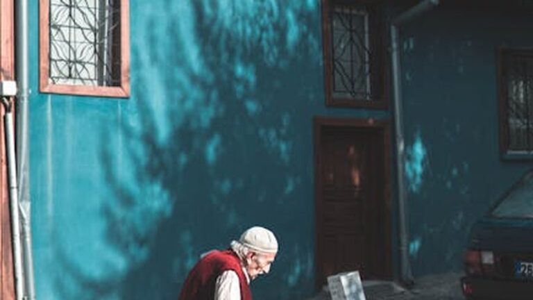 Loneliness Epidemic: Strategies to Build Stronger Social Connections - Health and wellness