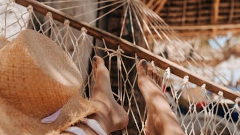 Screen Time Detox: Reclaiming Your Time & Mental Health - Health and wellness