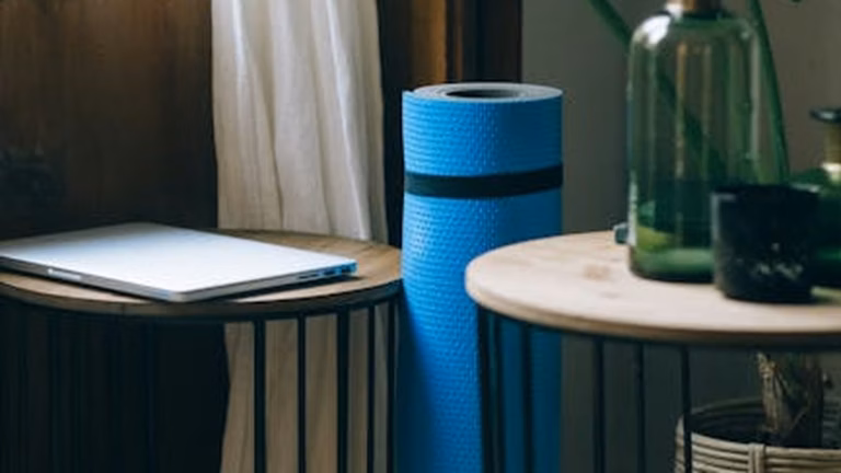 Cozy Cardio: Indoor Exercise Routines for Cold Weather Motivation - Health and wellness