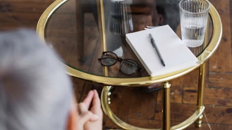 Social Connection and Mental Wellness: Building Strong Relationships in a Digital Age - Health and wellness