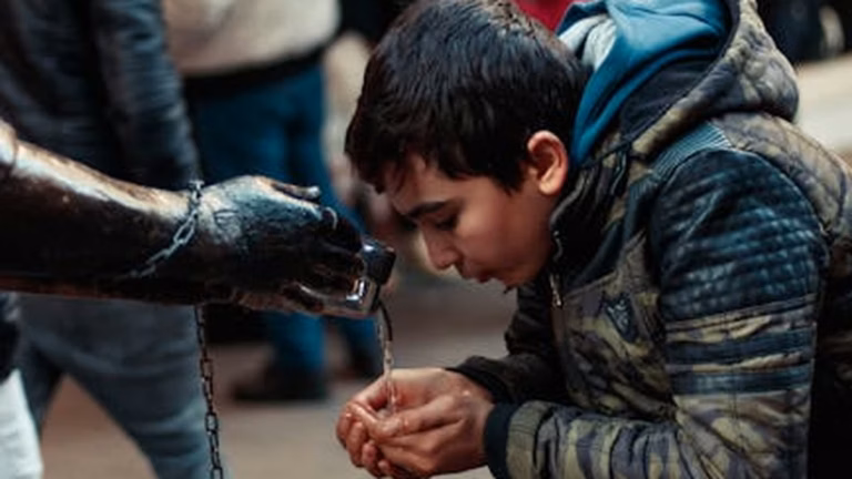 Winter Hydration: Electrolyte Balance - Health and wellness